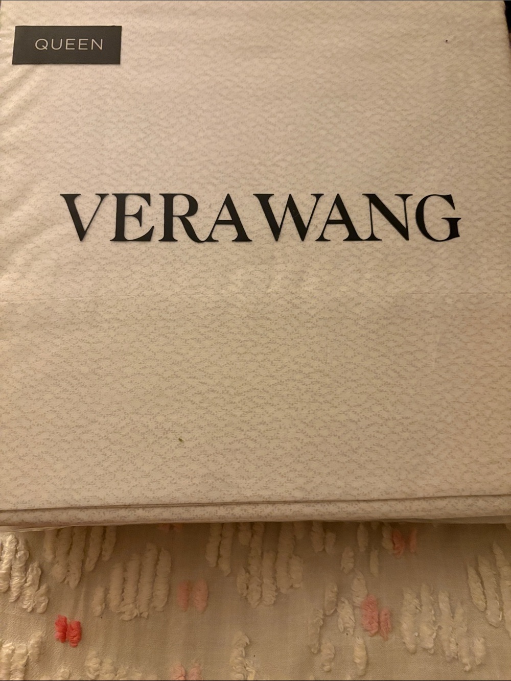 Vera Wang Queen Duvet Cover Set - Cream with Pink Accents
